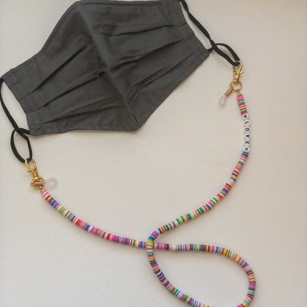 Clay bead face mask chain holder lanyard